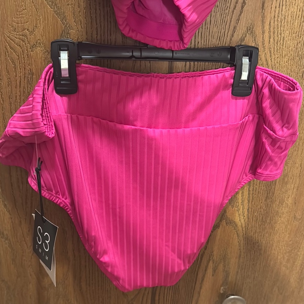 S3 Swim Two Piece Women's Swimsuit Size: XL - Picture 2 of 4
